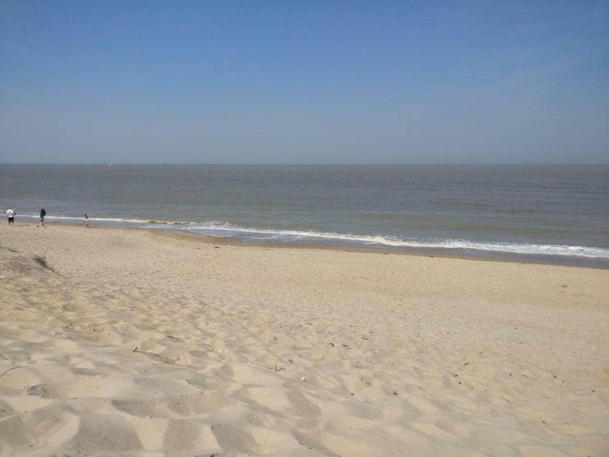 Greenfee Vakantieappartement De Haan Esterno foto